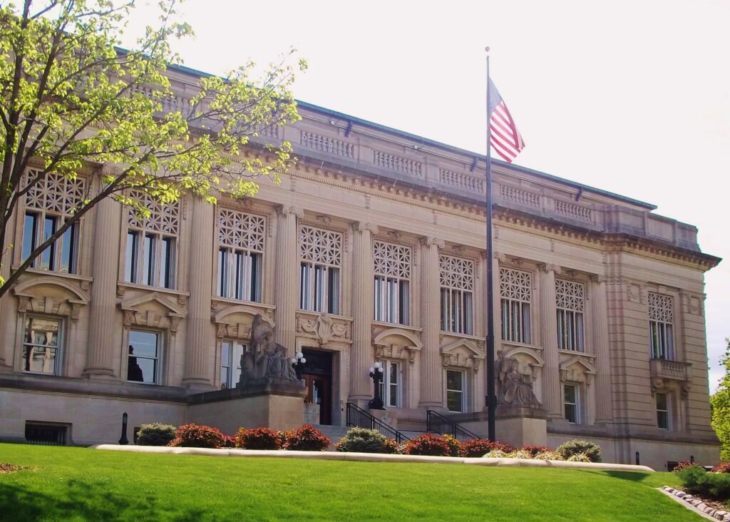 Illinois Supreme Court | Contact, Hours, Location | Brownstone Law